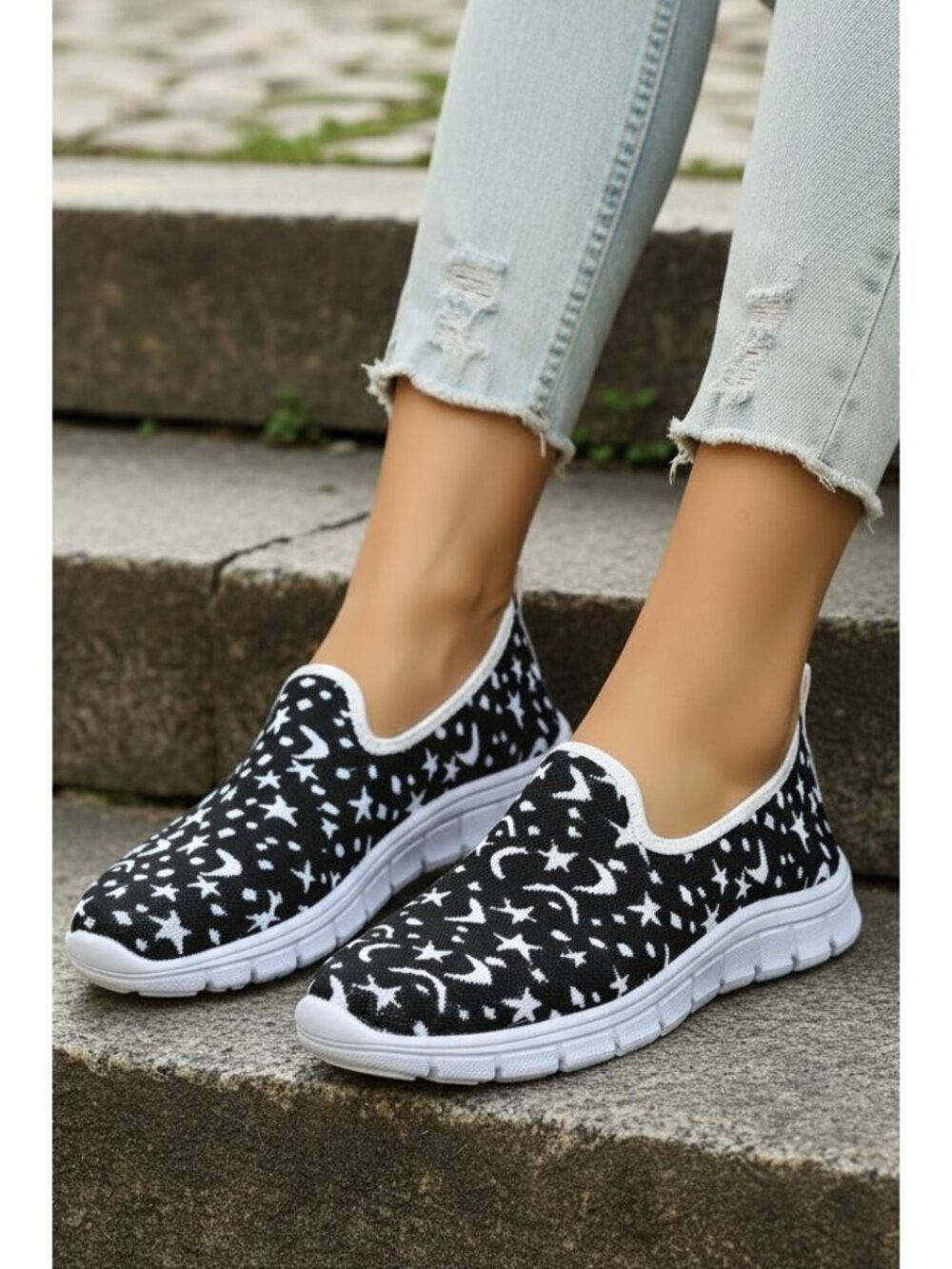 Celestial Star Moon Stretch Knit Slip-On Sneakers Color Contrasting Casual Shoes